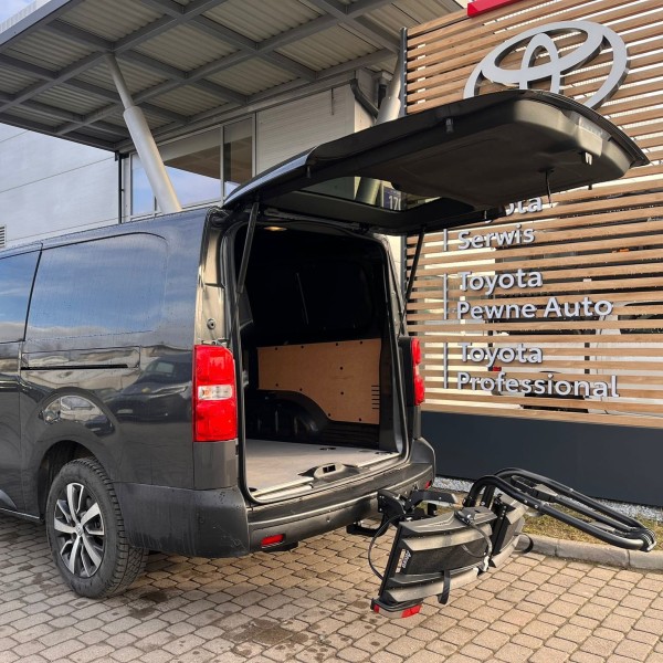 bagażnik rowerowy toyota.jpg