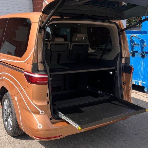 półka do bagażnika nowy multivan t7.jpg