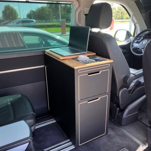 Campingschrank, Kochschrank, Computerschrank hinter dem Fahrersitz, Campingküche für einen Van – Volkswagen Multivan, California Beach T5, T6, T6.1